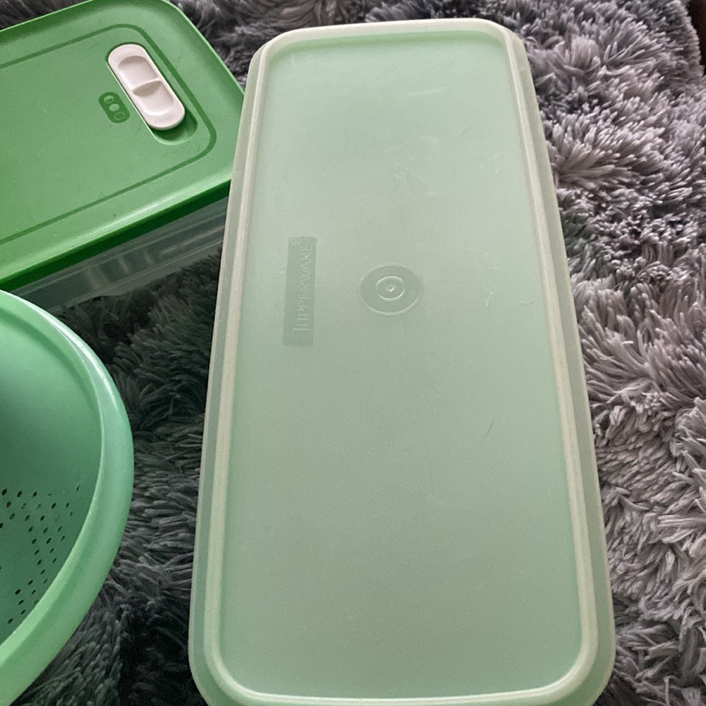 Tupperware bundle - Picture 5 of 9